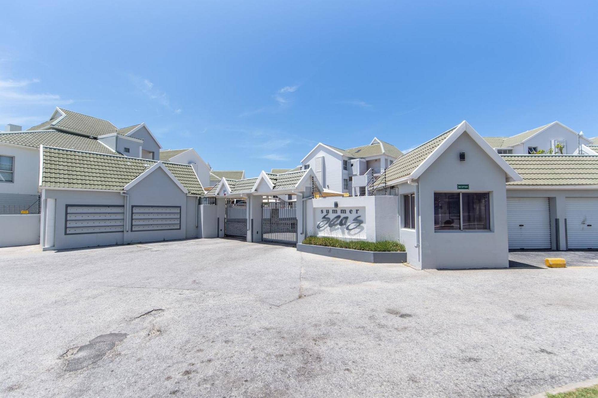Summerseas Beach Living Puerto Elizabeth Exterior foto