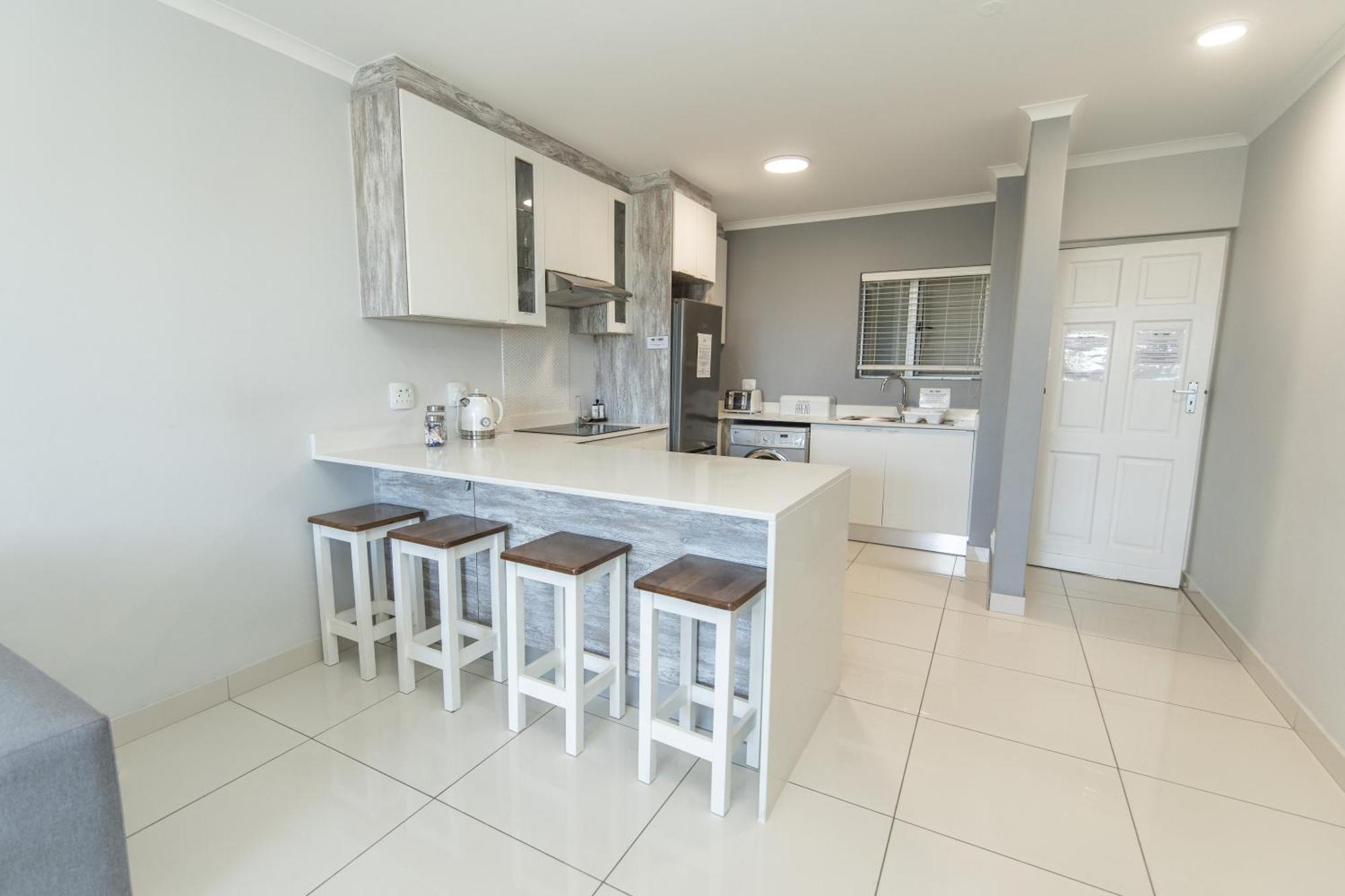 Summerseas Beach Living Puerto Elizabeth Exterior foto